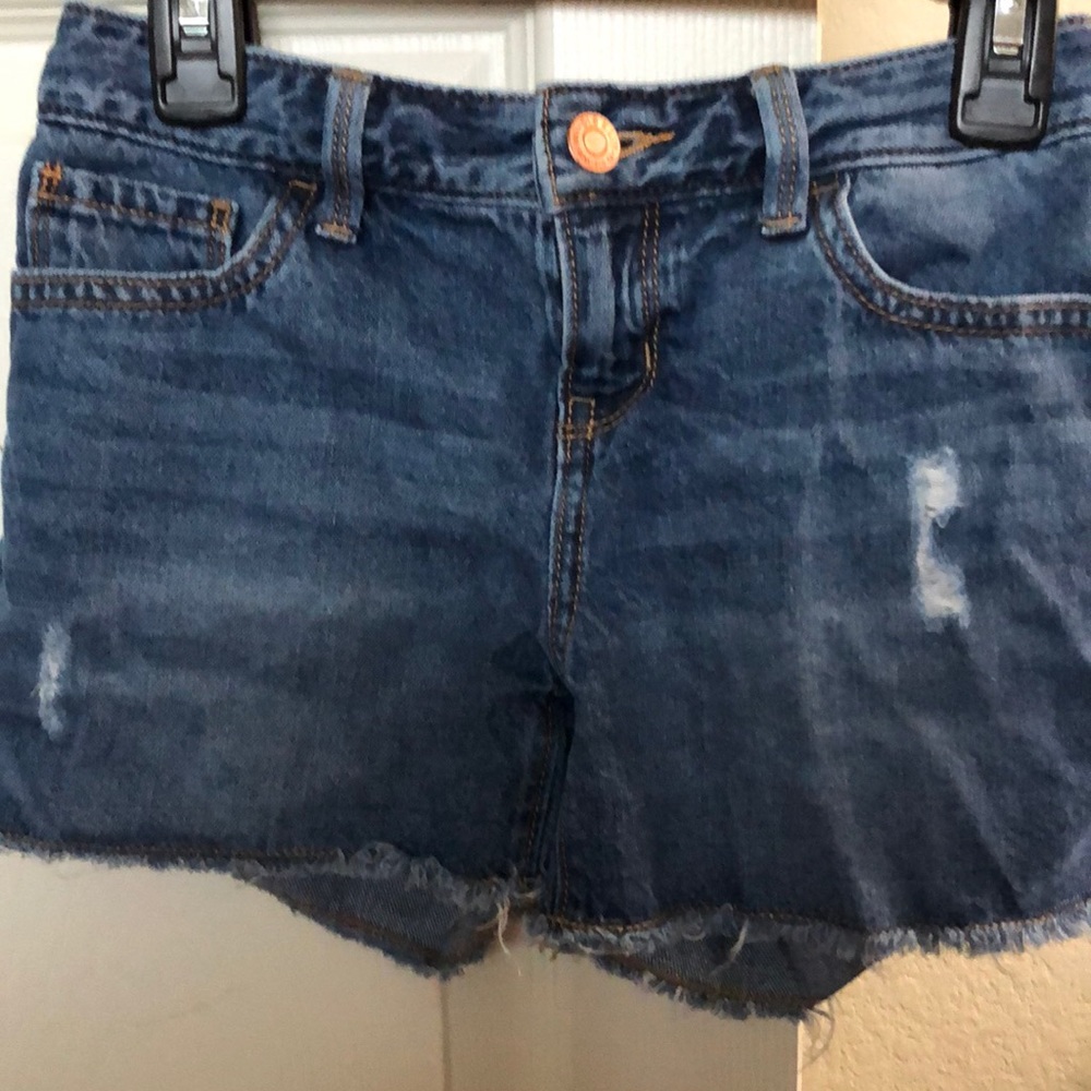 Frayed jean shorts